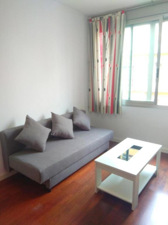 Plaza Merced Apartment